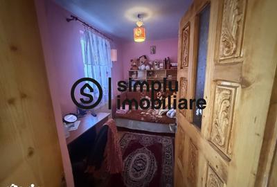 Casă cu 6 camere cu Teren 372 Mp în Bariera Vâlcii