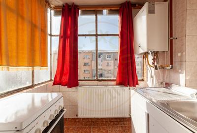 Apartament de 3 camere Campulung zona Visoi - 11