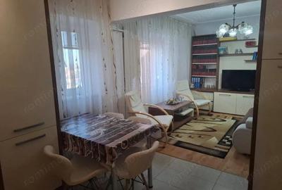 Apartament cu 4 camere decomandat în Central - 18