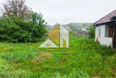 Teren de 3577 mp, în Iclod - 1