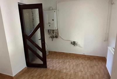 Casă cu 4 camere cu Canalizare în Faleza Nord - 36