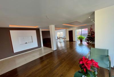 Casă cu 4 camere în Nord - 8