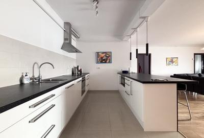 Apartament cu Vedere Frontala catre lac cu terasa si parcare - 9