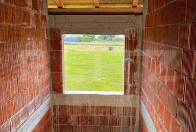 CASA DE VANZARE LA ROSU IN CIHEI, STRADA INCHISA,ZONA LINISTITA - 14