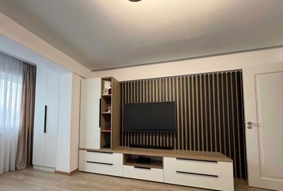 Apartament cu 3 camere decomandat în Exterior Vest - 7