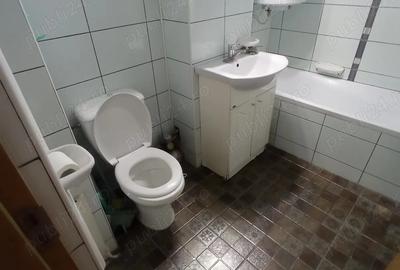 Apartament cu doua camere,decomandate de inchiriat in zona Marasesti. - 2