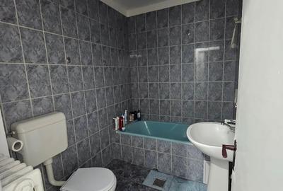 Piata Romana , Bd Magheru - 10