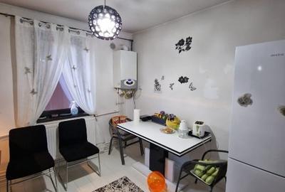 Închiriez pe termen lung 250E SAU Vând apart.la cheie-3 cam-Aninoasa,HD Închiriez pe termen lung 250E SAU Vând apart.la cheie-3 cam-Aninoasa,HD - 2