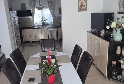 Casă cu 6 camere cu Teren 2106 Mp în Piatra - 13