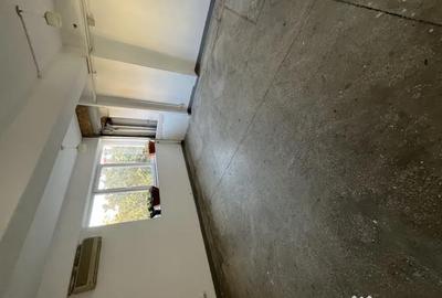 Spațiu comercial, de 70 mp, în Central - 7