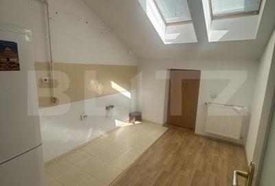 Apartament de vanzare, cu o camera, 42 mp, zona Semicentrala - 2