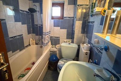 Casă cu 10 camere cu Teren 800 Mp în Costești - 15