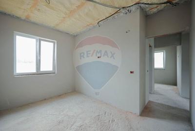 Casă cu 3 camere cu Teren 455 Mp în Cihei - 6