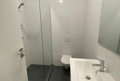 Casă cu 5 camere cu Teren 100 Mp în Central - 13