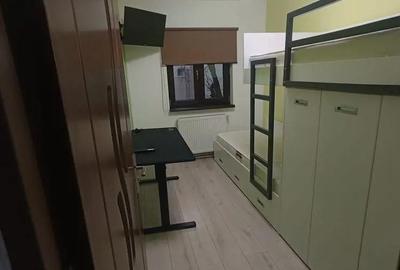 Apartament cu 3 camere decomandat în Central - 4