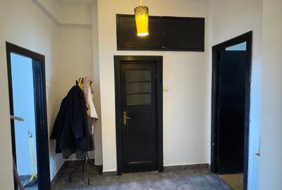 Apartament 4 camere Batistei, strada Vasile Lascar - 19