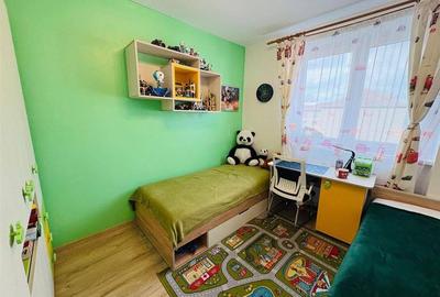 Apartament cu 3 camere semidecomandat, mobilat în Hipodrom 1 - 12