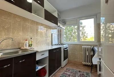 Apartament 2 camere decomandat, aproape de metrou !!! - 4