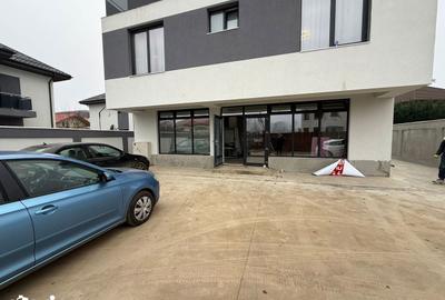 Spațiu comercial, de 100 mp, în Central - 8