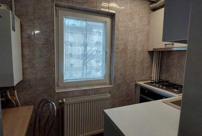 Închiriez garsonieră - 2