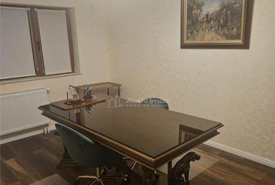 Casă cu 4 camere cu Teren 100 Mp în 1 Decembrie - 2