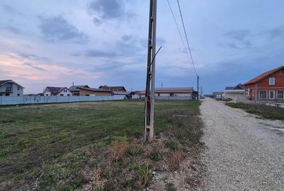 Teren de 600 mp, în Apateu - 5
