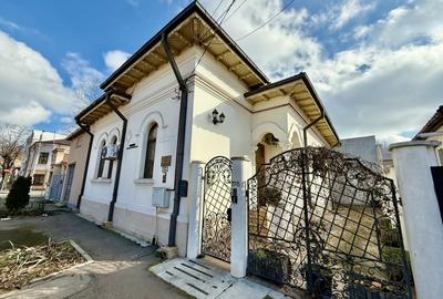 Vila S+P+1E de vanzare centru Constanta - 1