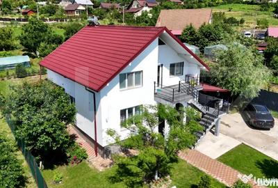 Casă cu 6 camere cu Canalizare în Dorobanți - 1