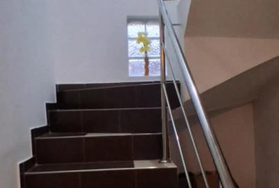 Casă cu 4 camere cu Teren 1200 Mp în Central - 12