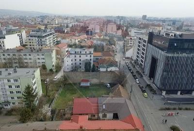 Teren Construcții intravilan de 973 mp, în Central - 10