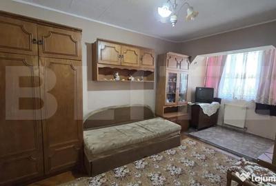 Apartament cu 3 camere semidecomandat în Micro 16 - 4