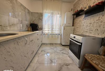 Casă cu 4 camere cu Teren 485 Mp în Titulescu - 12