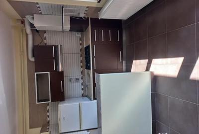 Apartament cu 2 camere semidecomandat în Poiana - 1