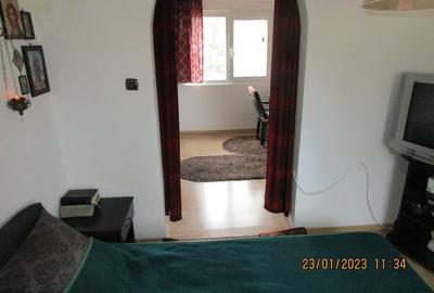 Casă cu 4 camere cu Teren 314 Mp în Central