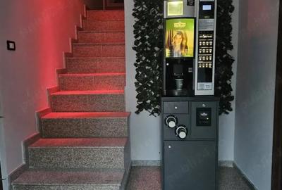 Spațiu comercial, de 200 mp, în Central - 3