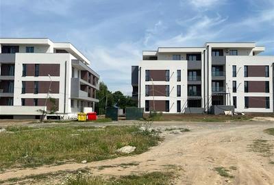 Teren intravilan construibil cu deschidere la lac - 5