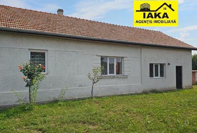 Casă cu 3 camere cu Teren 1400 Mp în Apa - 13