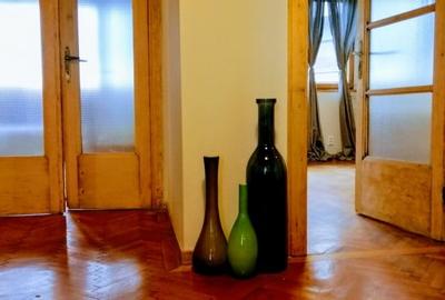 English style 4 rooms for rent