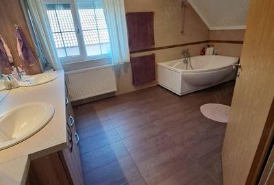 Vila impecabila, prosumatoare, comision 0% Vila impecabila, prosumatoare, comision 0% - 8