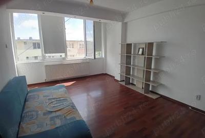 Garsonieră decomandată în Central - 1