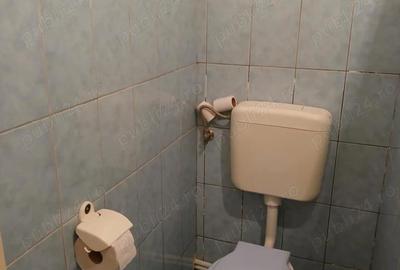 Spațiu comercial, de 191 mp, în Central - 3