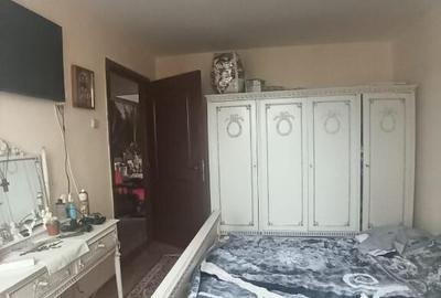 Zona Centrul Vechi-Piata , 3 camere - 2
