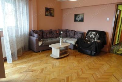 Apartament cu 2 camere decomandat în Aurel Vlaicu