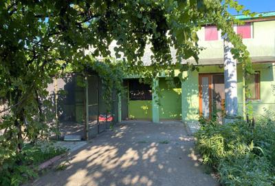 Casă cu 3 camere în Tecuci - 2