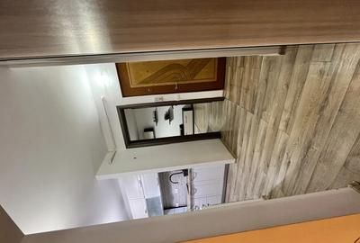 Apartament cu 2 camere decomandat în Trivale