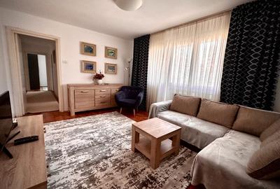 Apartament cu 3 camere, semidecomandat, zona Circumvalatiunii - Gheorghe Lazar - 1