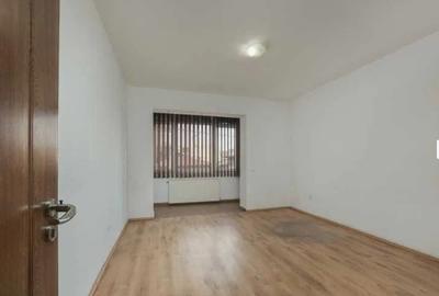 Apartament cu 3 camere decomandat în Unirii - 3