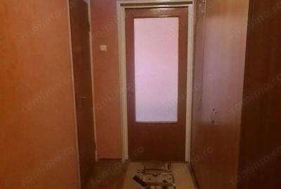 Garsoniera decomandata, Politehnica, metrou Lujerului - 1