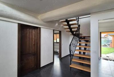 Casa speciala de vanzare , din busteni de lemn , 257.000 euro neg . - 2