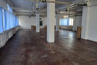 Spațiu comercial, de 1,800 mp, în Târgu Neamț - 2